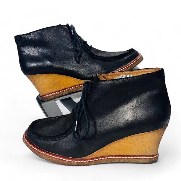 Johnston & Murphy Moc Toe Crepe Sole Wedge Boots 78-50801 Black Leather Women's - Picture 1 of 11